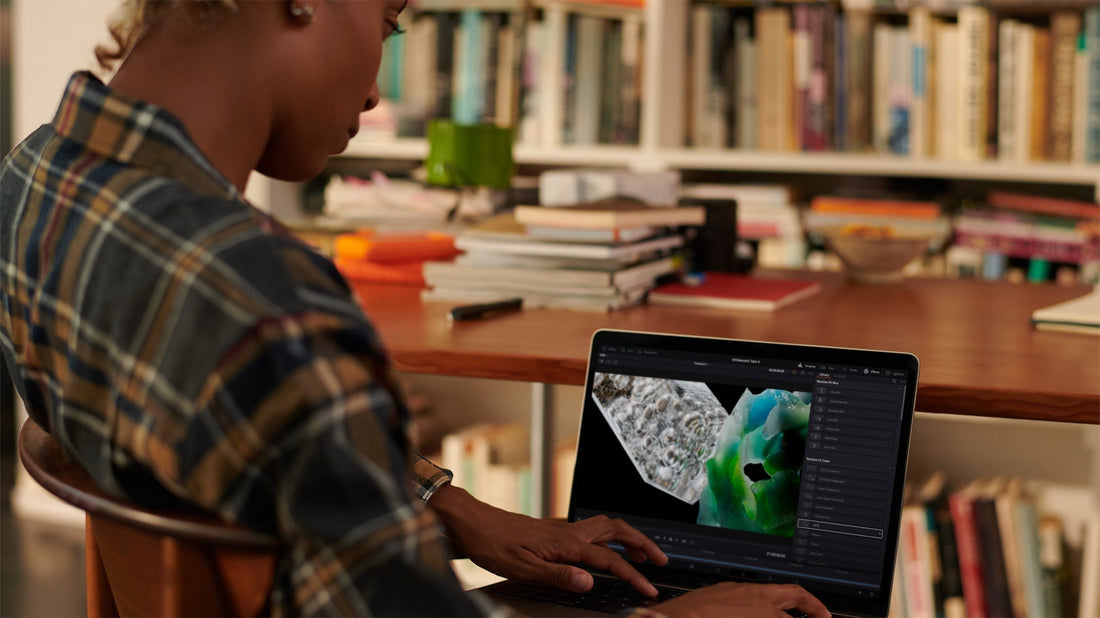 Jak a čím bys měl nabíjet svůj MacBook? - bonami.click