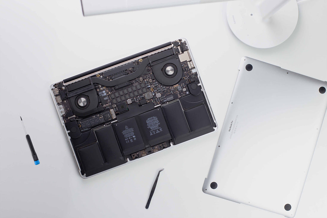 Jak správně pečovat o MacBook. Užitečné tipy o čištění a údržbě. - bonami.click