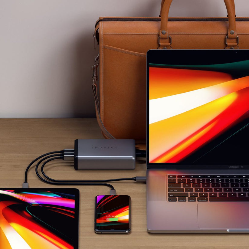 75W dvojitá USB-C PD cestovní nabíječka Satechi - vesmírně šedá - bonami.click