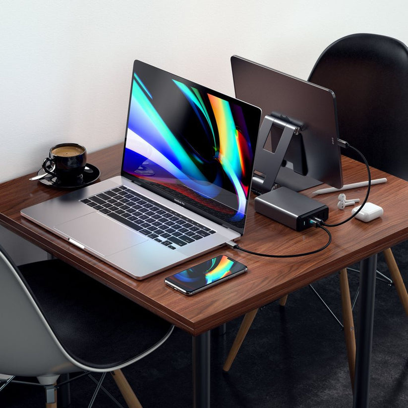 75W dvojitá USB-C PD cestovní nabíječka Satechi - vesmírně šedá - bonami.click