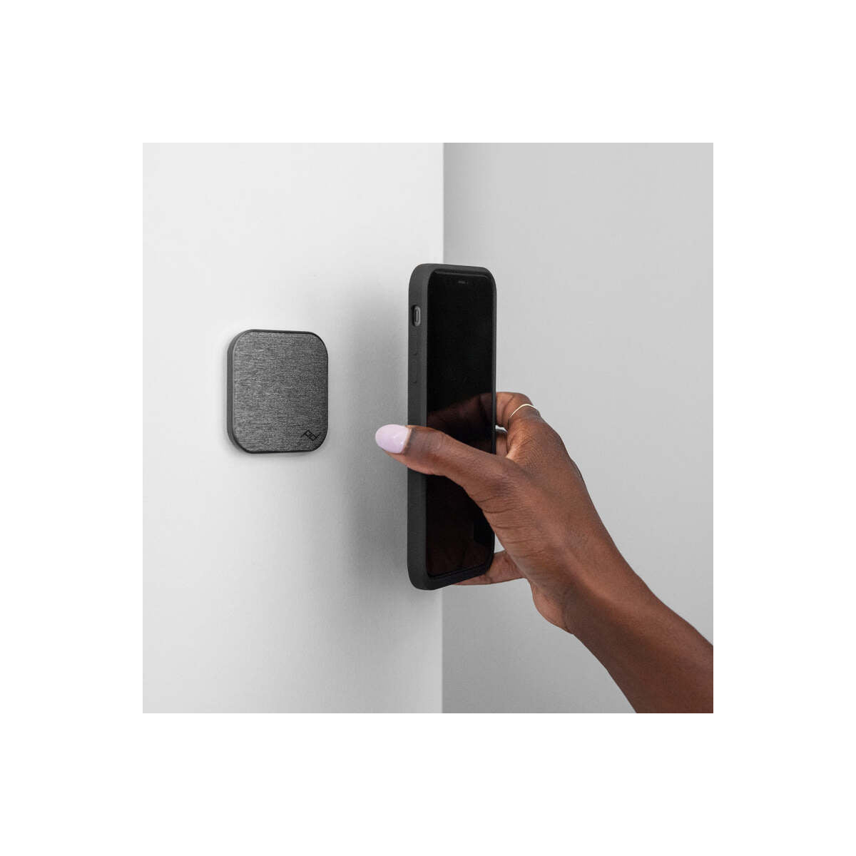Magnetický držák telefonu Peak Design Wall Mount - šedý - bonami.click