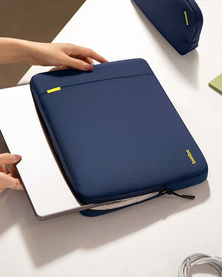 Pouzdro a brašna pro MacBook Pro 16" tomtoc Sleeve Kit - modré - bonami.click