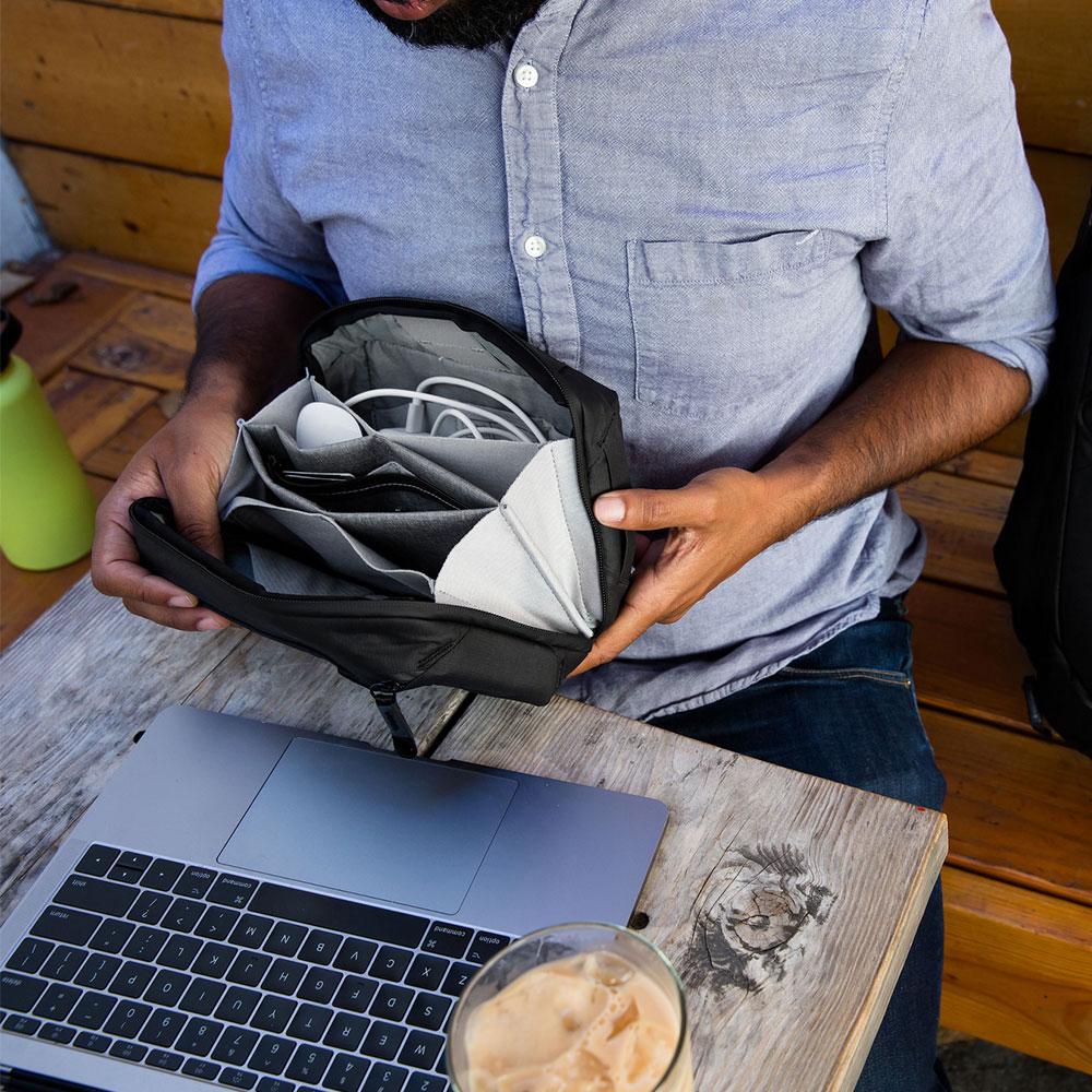 Organizér s jednoduchým přístupem Peak Design Tech Pouch - černý - bonami.click