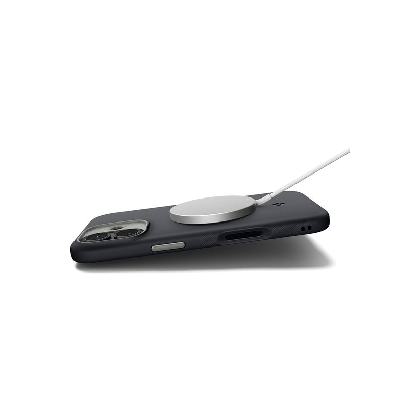 Kryt pro iPhone 17 Spigen Nano Pop MagSafe - černý sezam - bonami.click