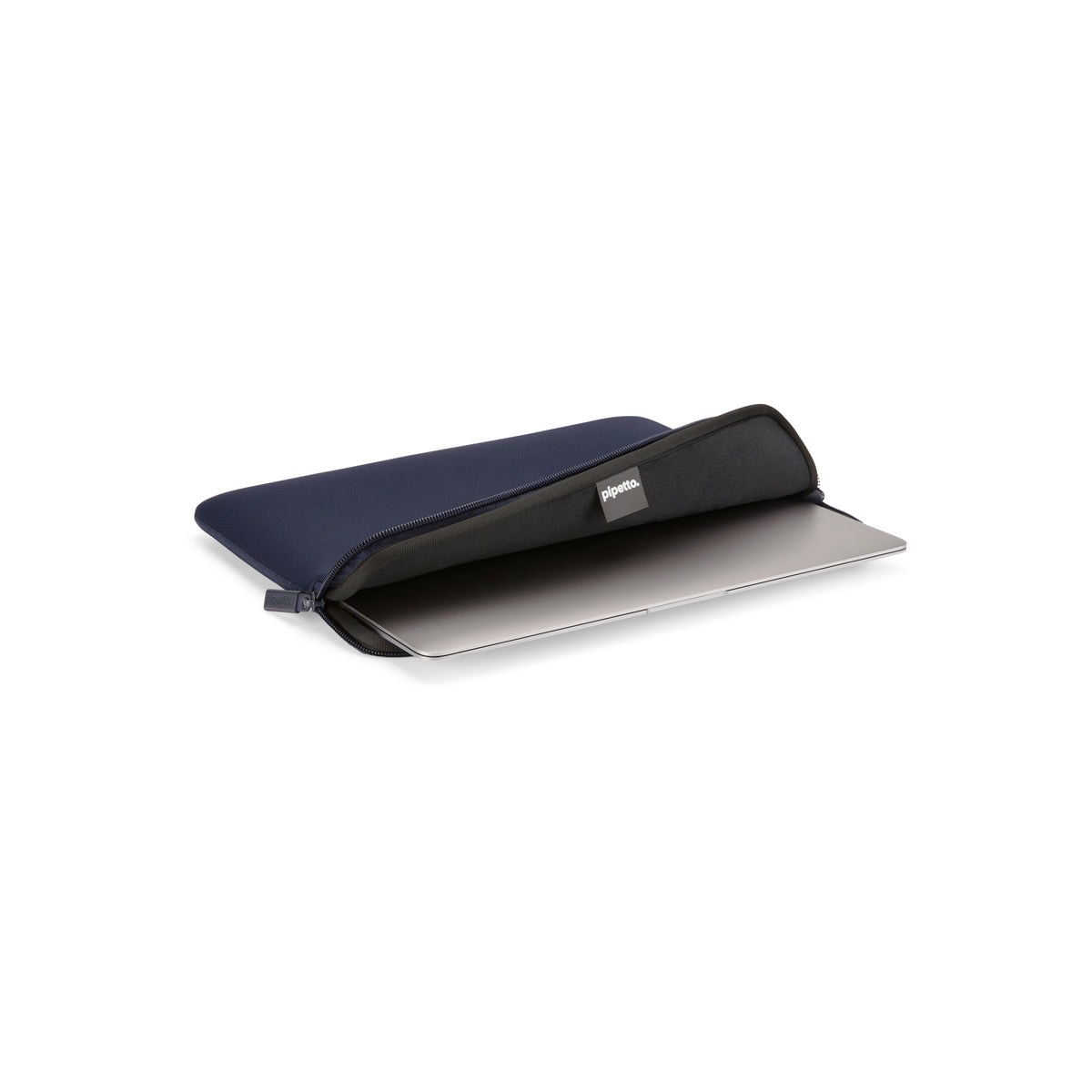 Neoprenové pouzdro pro MacBook 14" Pipetto Classic Fit - tmavě modré