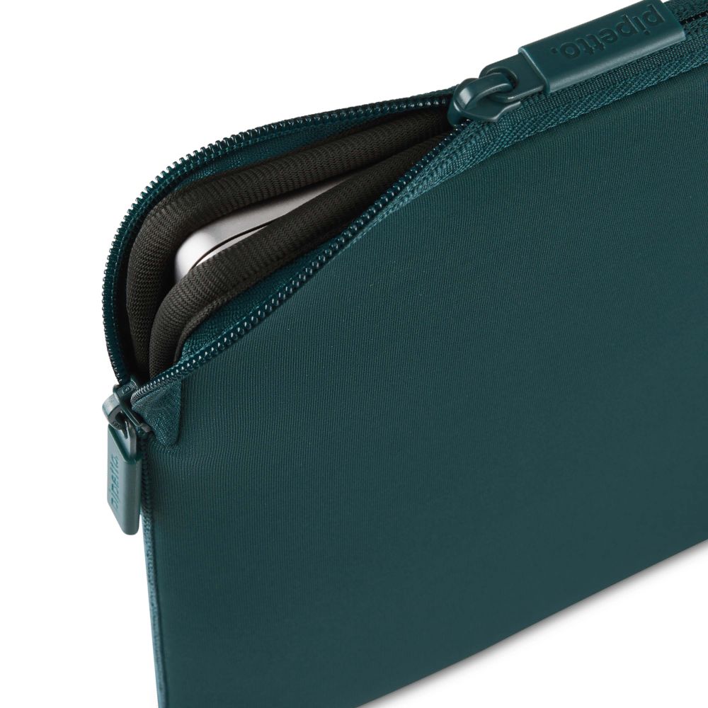 Ochranné pouzdro pro MacBook Neo Pipetto Classic Fit Sleeve - zelené