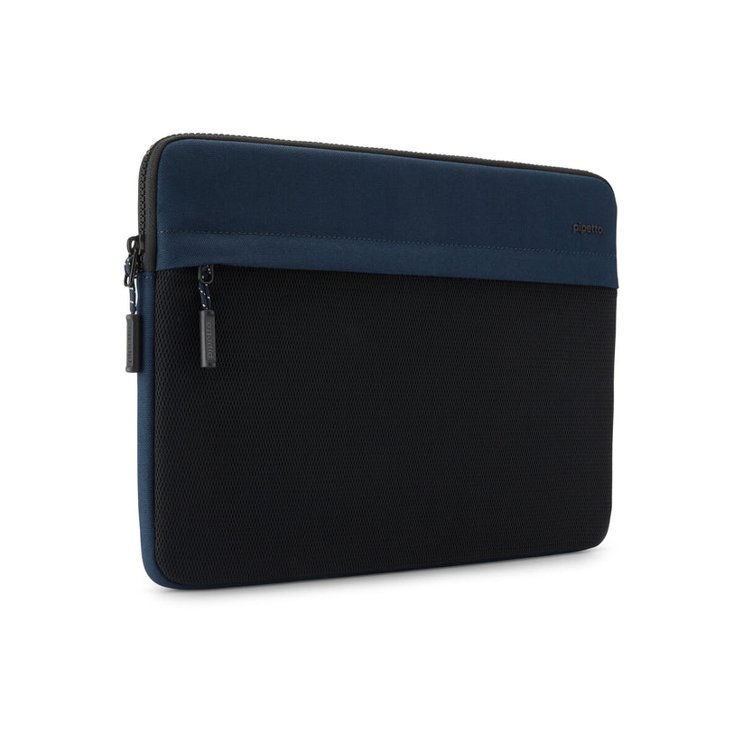 Pouzdro pro MacBook 14" Pipetto Expand Sleeve - tmavě modré - bonami.click