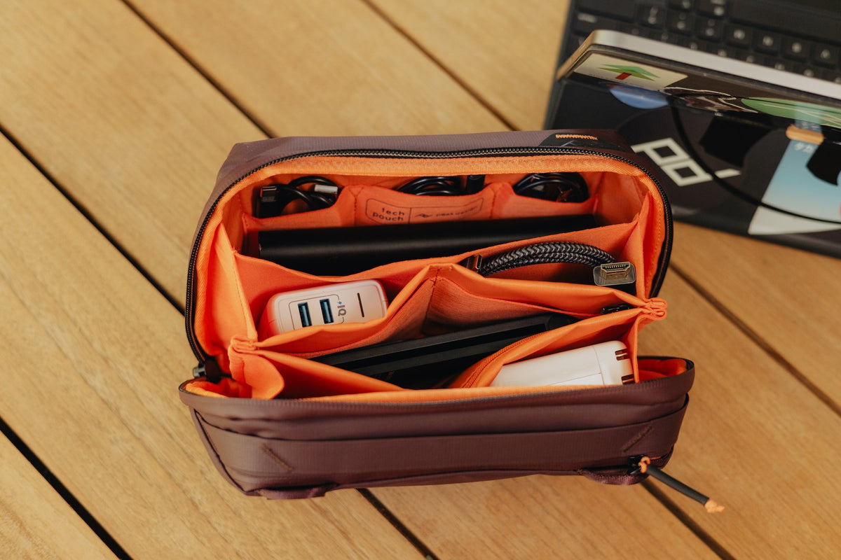 Organizér Peak Design Tech Pouch - švestkový - bonami.click