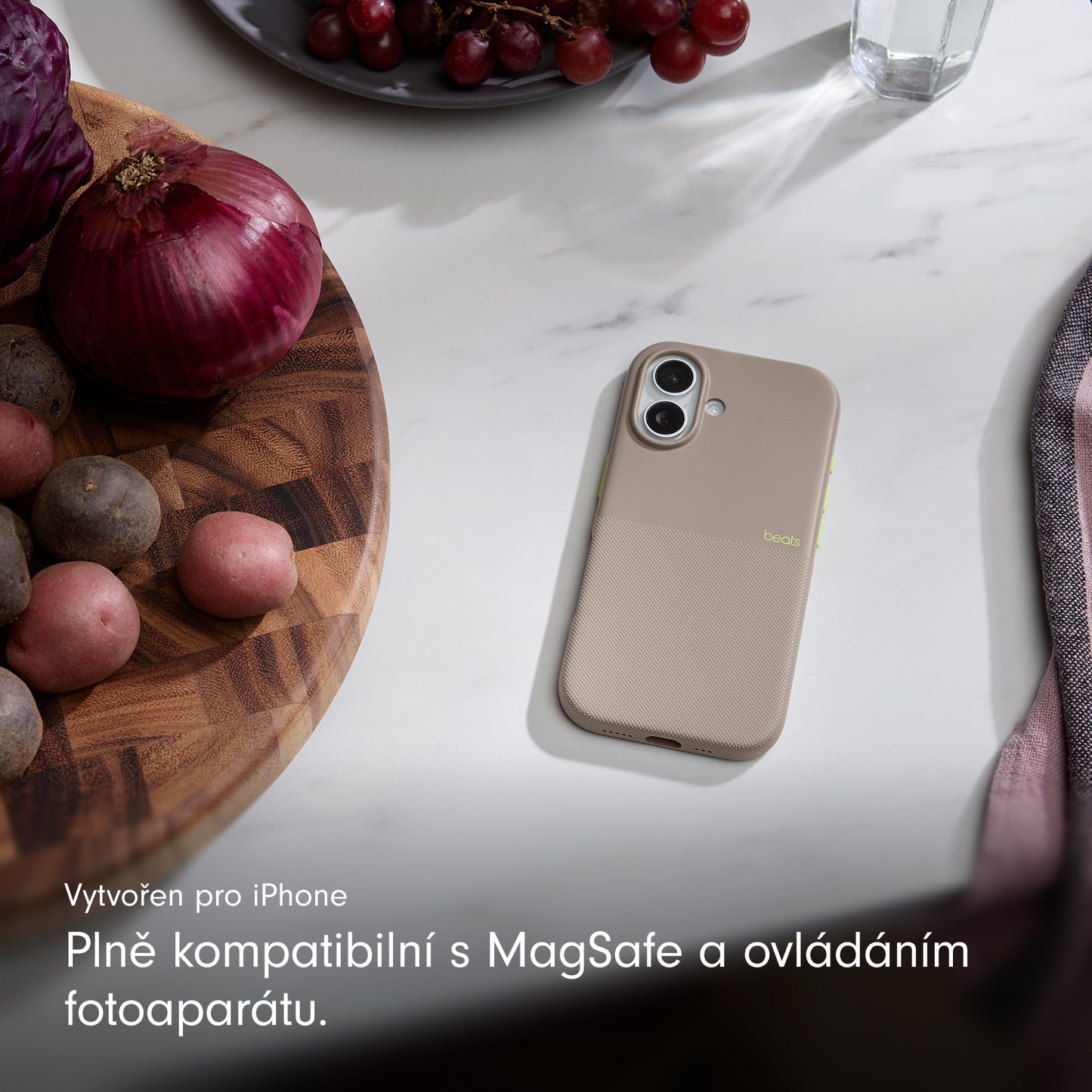 Odolný kryt pro iPhone 17 s Beats MagSafe a ovladačem fotoaparátu - alpsky šedý - bonami.click