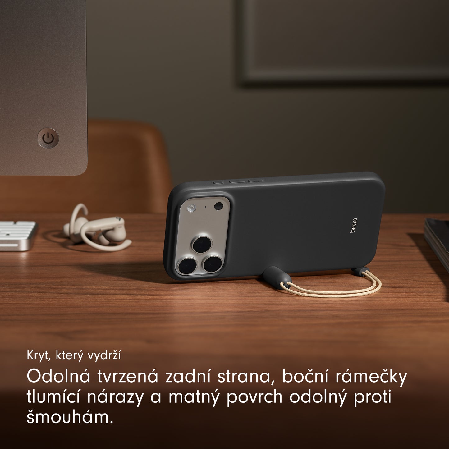 Kryt se stojánkem pro iPhone 17 Pro Max Beats s MagSafe a ovladačem fotoaparátu - granitově šedý - bonami.click