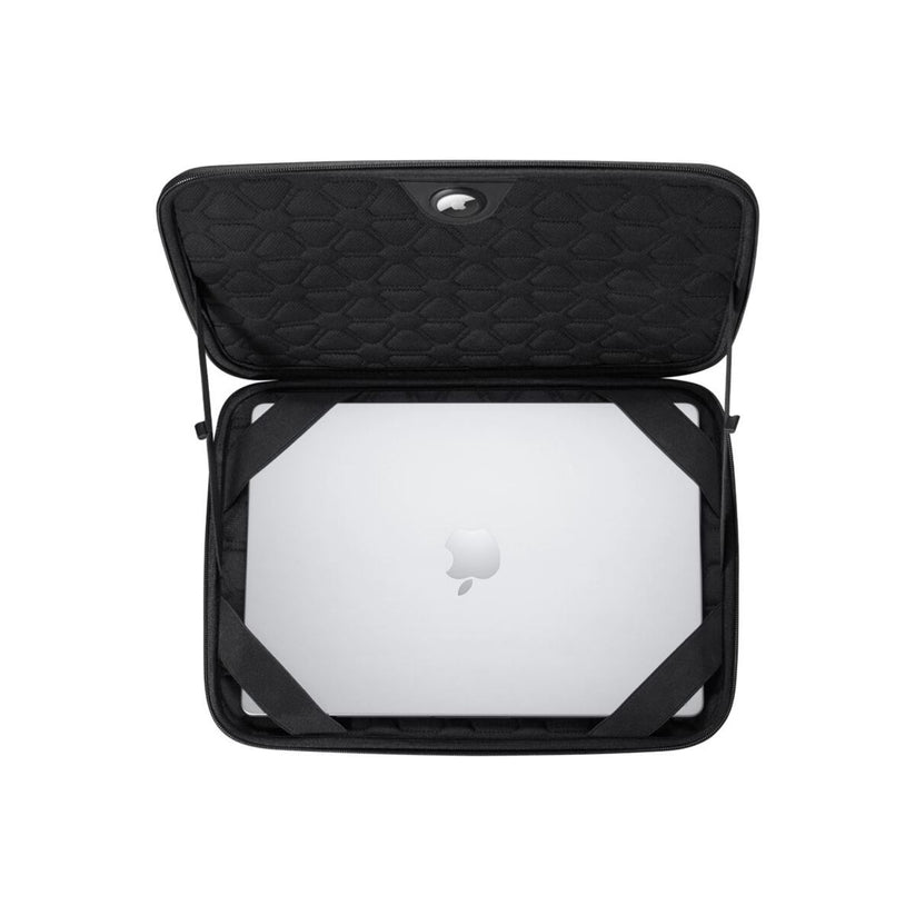 Pouzdro pro MacBook Pro 16" Spigen Rugged Armor Pro - černé - bonami.click