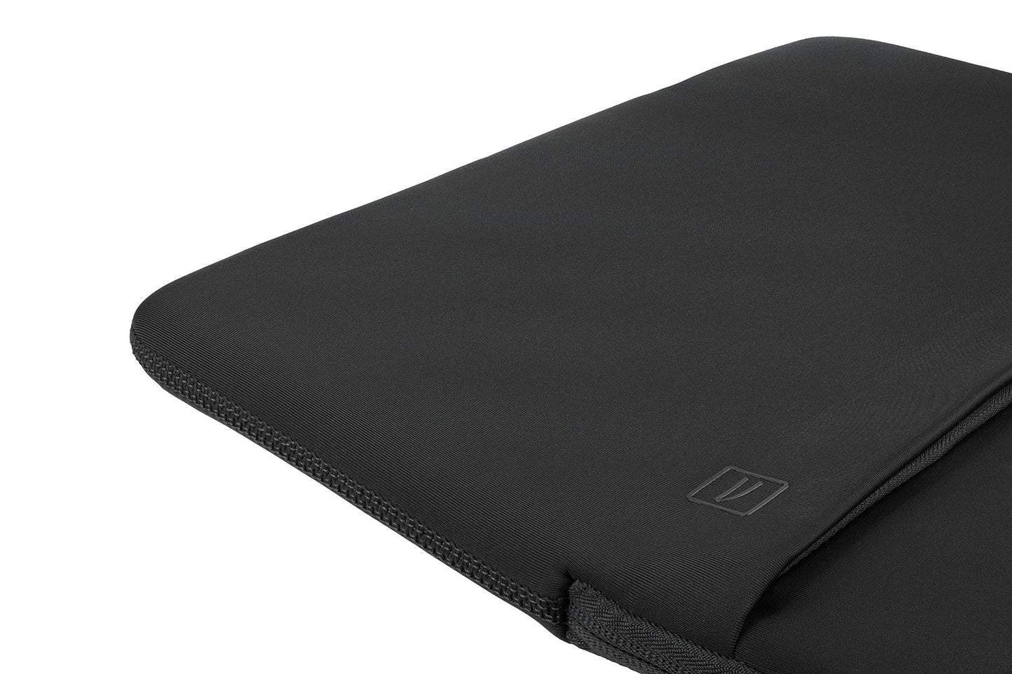 Neoprenový obal Tucano Top pro MacBook Pro 16" - černý - bonami.click