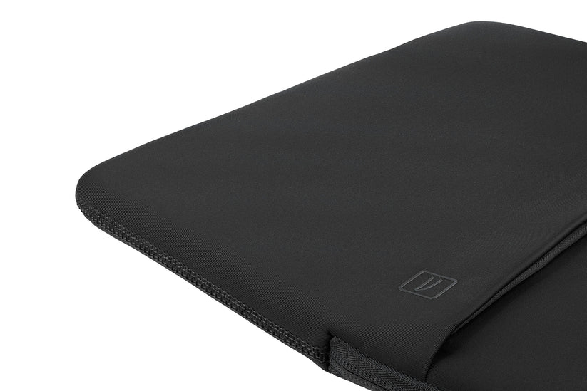 Neoprenový obal Tucano Top pro MacBook Pro 16" - černý - bonami.click