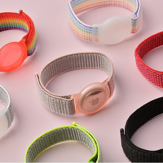 Pásek na ruku pro AirTag Mobile Origin AirTag Strap - červený - bonami.click