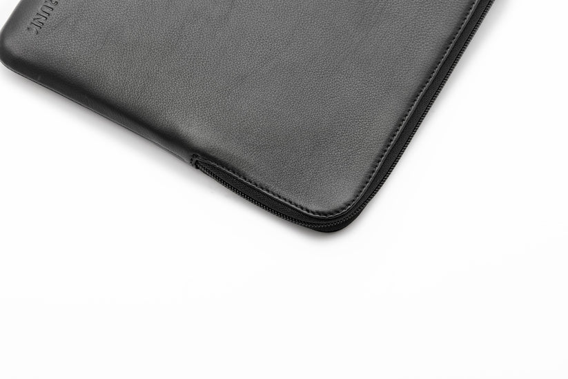 Pouzdro pro MacBook Pro 16" Trunk Leather Sleeve - černé - bonami.click