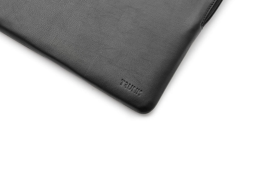 Pouzdro pro MacBook Pro 16" Trunk Leather Sleeve - černé - bonami.click