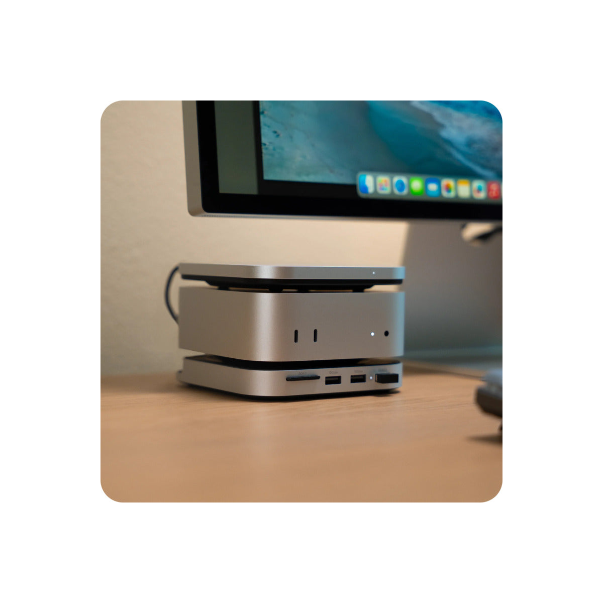 Pouzdro Satechi USB4 Slim pro NVMe SSD - šedé